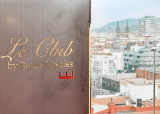 Terraza Le Club Hotel Ercilla Bilbao